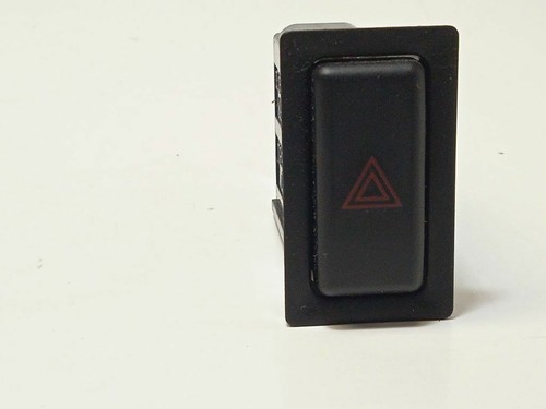 Mazda Demio 1998 Schalter Warnblinkanlage 157963 UST33140