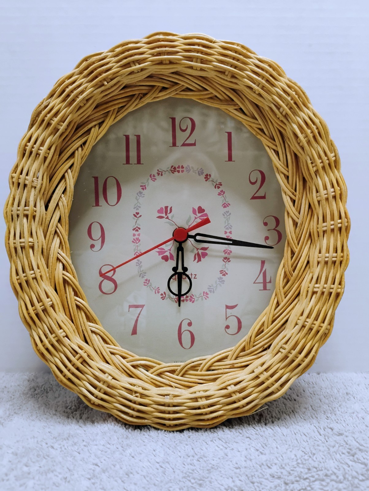 Wicker Wall Clock Rattan Vtg Oval Pink Floral Cottagecore Country Shabby Chic