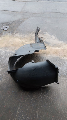 GENUINE 13-16 SKODA OCTAVIA MK3 DRIVER FRONT SPLASH GUARD WHEEL ARCH LINER