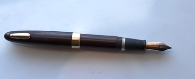 Sheaffer Dark Brown Tuck Away Fountain Pen