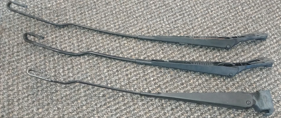 Brazos limpiaparabrisas delanteros y traseros originales VW Volkswagen CORRADO G60 VR6 Foto 2 de 4
