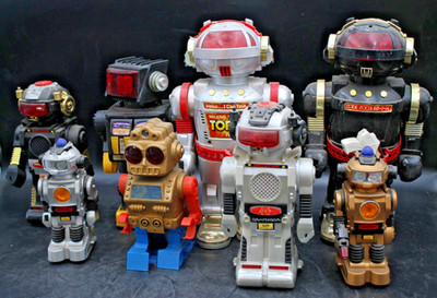 8 Misc Vtg Plastic Robots CODE 2003 Talkin Toby Force Bot Magic Mike 2002 Bat Op