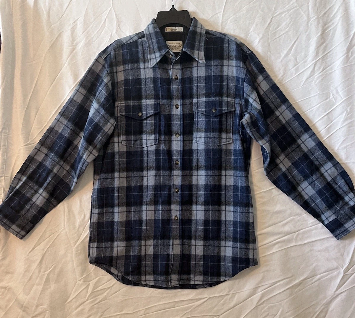 Pendleton Wool Flannel Outdoor Shirt Blue Plaid Long Sleeve Men's Medium