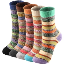 Clothirily 5 Pairs Wool Socks for Women - Thick Soft Wool Socks, Comfortable ...