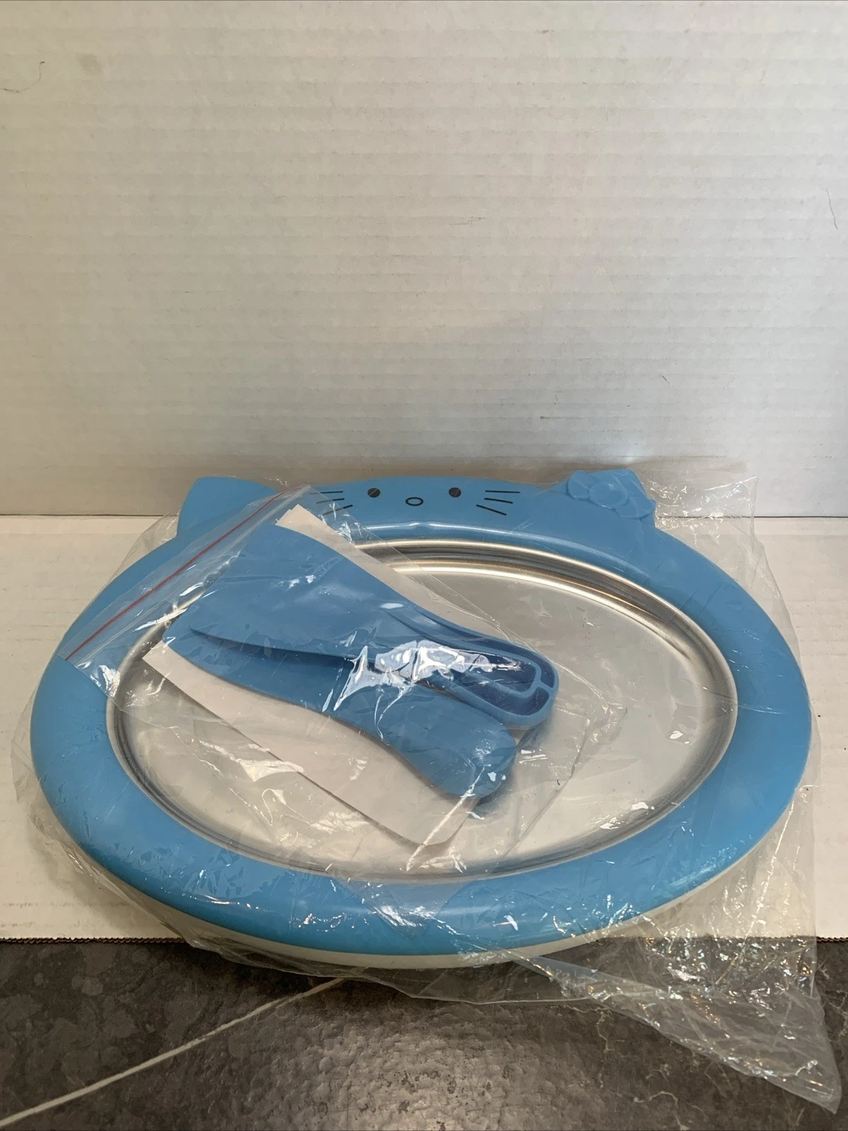 Yagviz ROLLED ICE CREAM MAKER New Sealed
