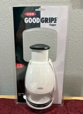 OXO Good Grips Chopper Onion, Veg, Nuts, Herbs - Stainless Steel zig zag blade