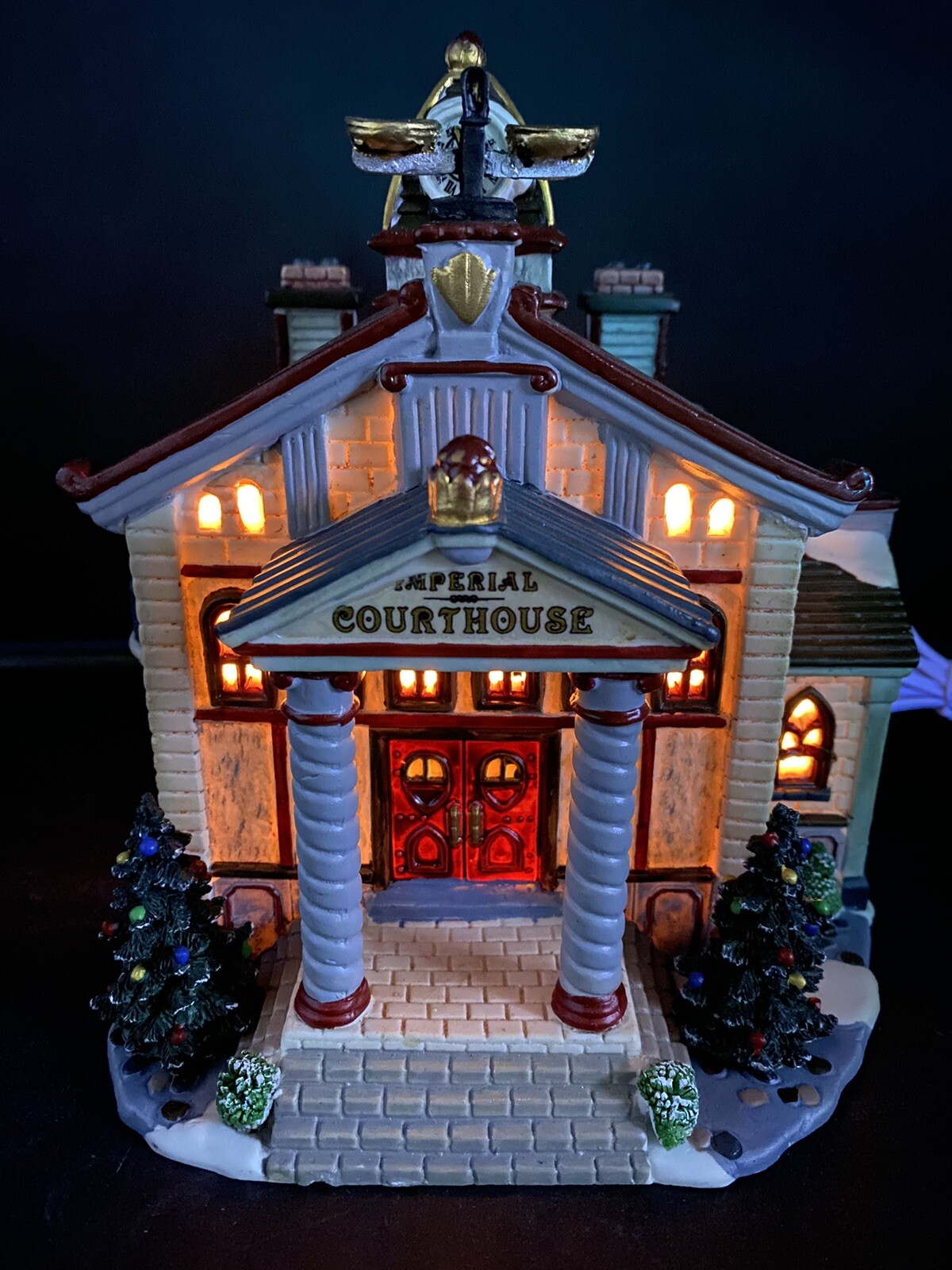 Lemax Caddington Village Imperial Courthouse Porcelain Lighted House