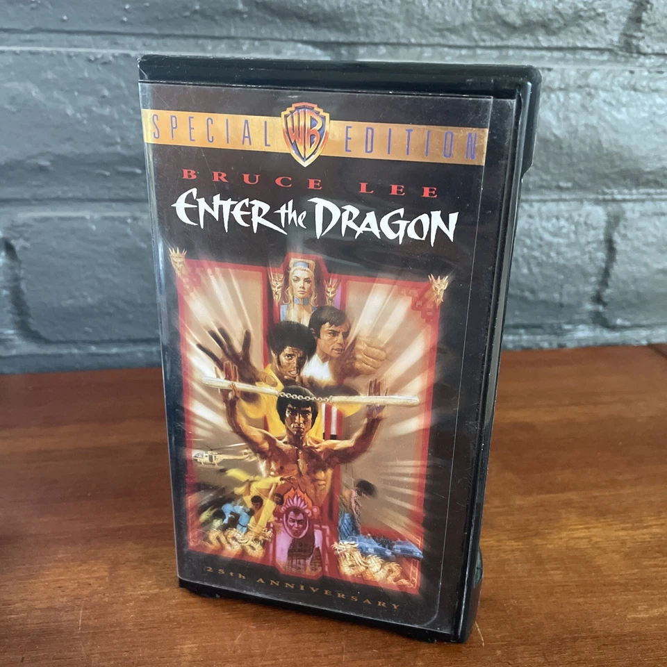 Enter the Dragon VHS Bruce Lee 25th Anniversary Clamshell Kung Fu Martial Arts - Image 2 of 4