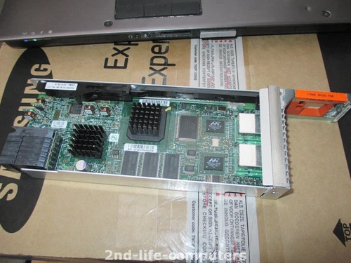 EMC 303-101-100 SLIC05 2-Port 1GBE ISCSI Card FROM: EMC2 TRPE-CP 900-566-008