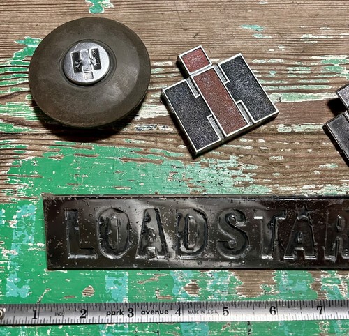Vintage IH LOADSTAR 1800 Chrome Emblems & Gas Cap International Harvester Truck - Picture 3 of 8