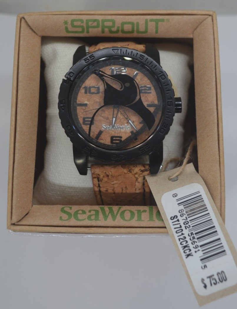 Vintage Sea World Wristwatch Japan Movement Penguins PENGUINS JAPAN QUARTZ MOVEMENT WATCH PRE-OWNED NICE BAND W  main image 2