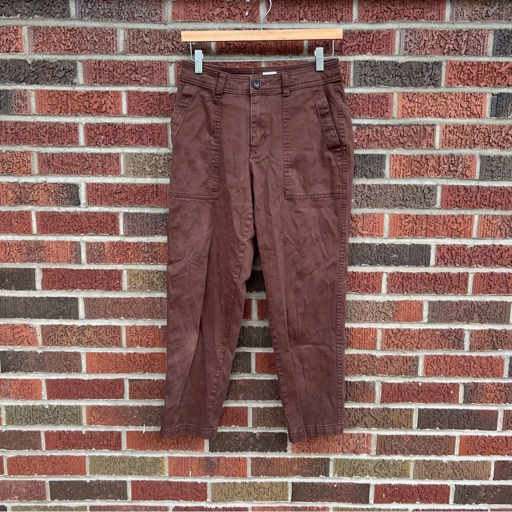 A New Day Brown Utility Cargo Capri High Rise Pants