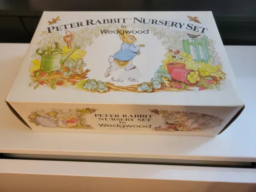 Wedgwood - Peter Rabbit Nursery Set - 3 piece dish set in box