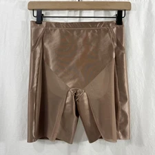 Spanx Booty Lifting Mid Thigh Short Natural Lift and Shape Womens M Shapewear