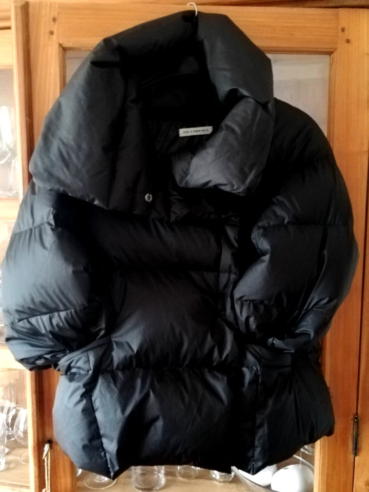 ultraleichte Daunenjacke von Liz Lareida schwarz sehr hoher Neupreis Sahneteil! - Bild 2 von 4