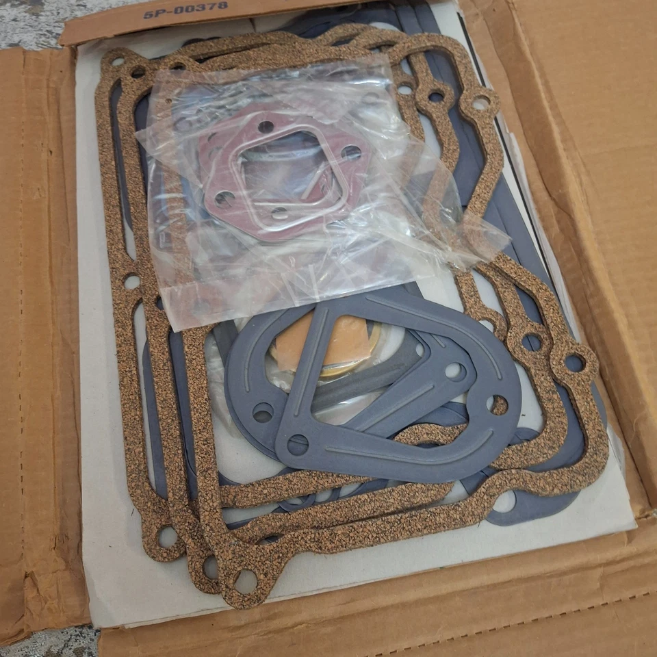 Fel-Pro BB740A Upper Engine Gasket Set for Cummins NHC250 Overhaul Kit 4024955 - Image 2 of 4