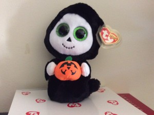 pumpkin beanie boo