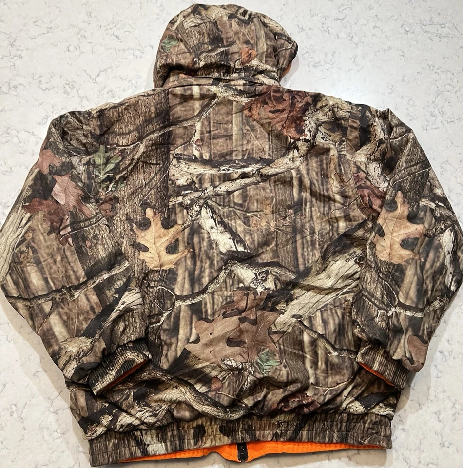 Men’s Yukon Gear Camo Hunting Jacket Size Large - Orange Lined, Pockets - Image 3 of 4