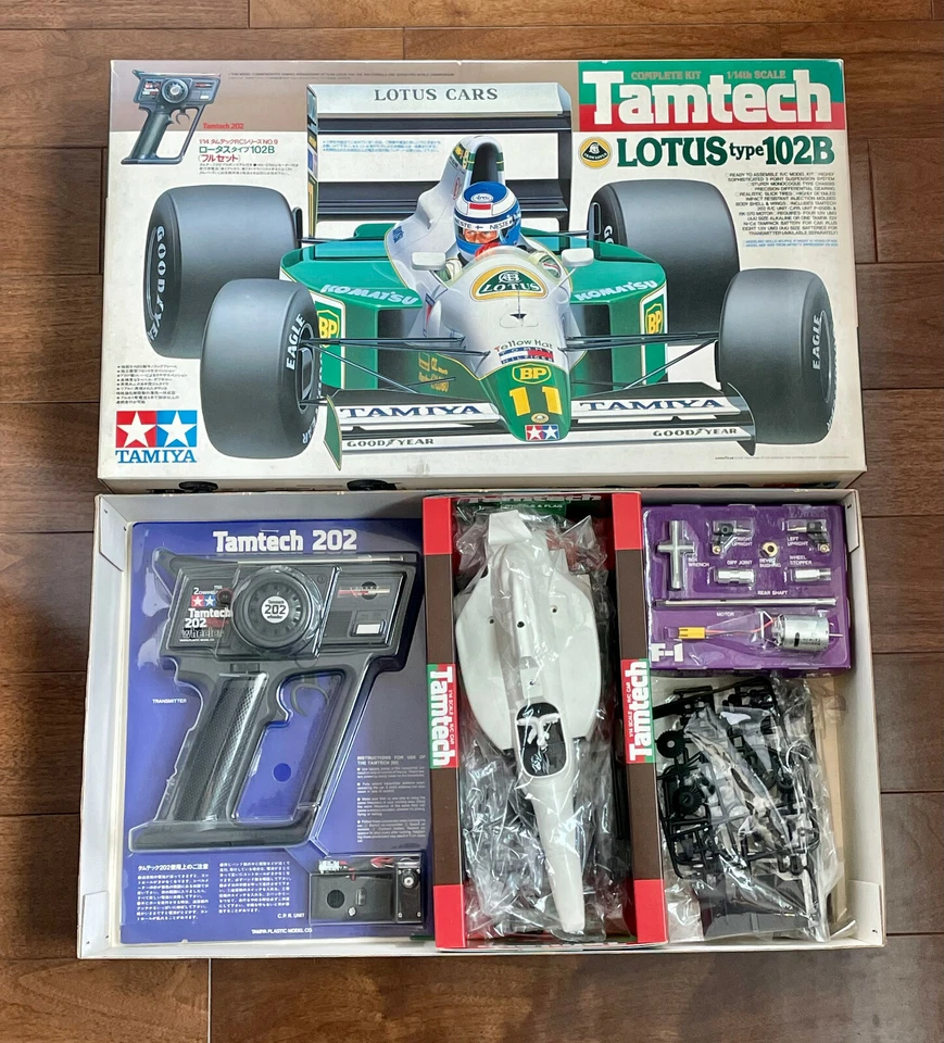 TAMIYA 47009 Kit completo 1/14 TamTech LOTUS tipo 102B - Immagine 2 di 4