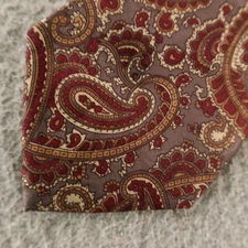 VTG Geoffrey Beene Tie Red Paisley Polyester Silk Made in USA 3.25"
