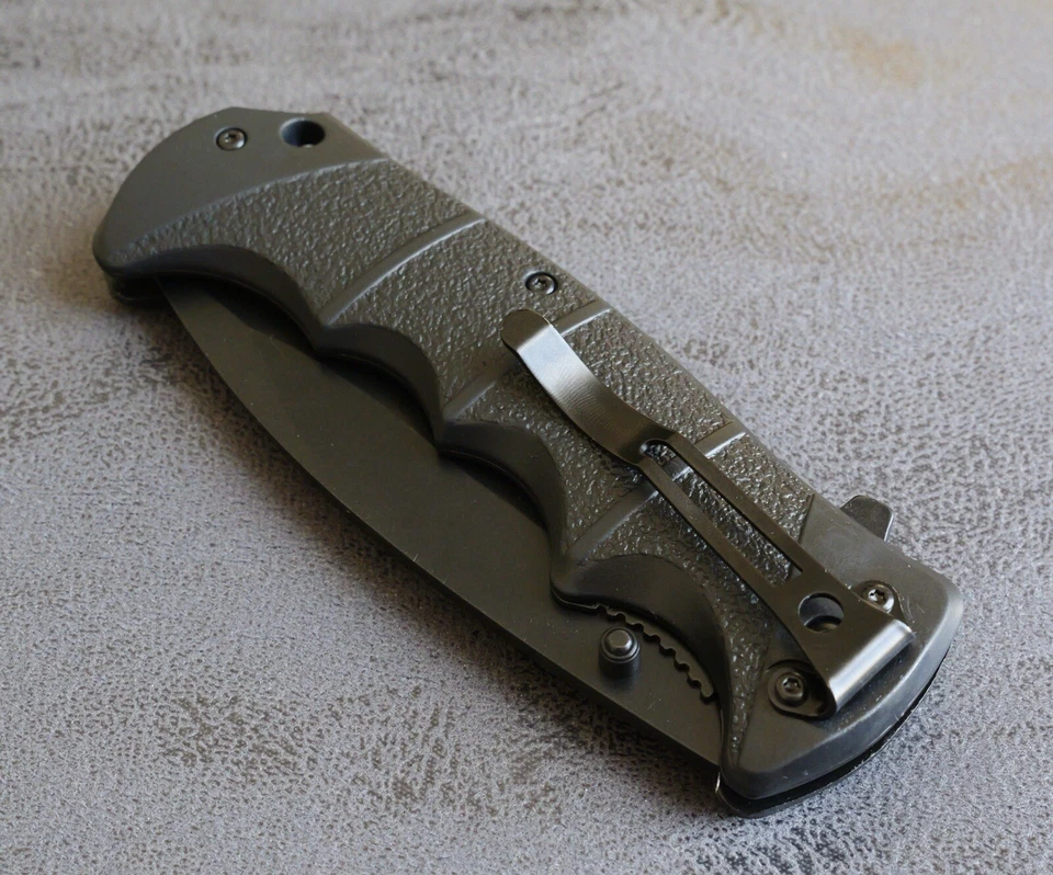 Navaja de Bolsillo Negra con Empuñadura de Goma Asistente de Tamaño Completo Hoja Bolo Curvada Sigilosamente Afilada Foto 4 de 4