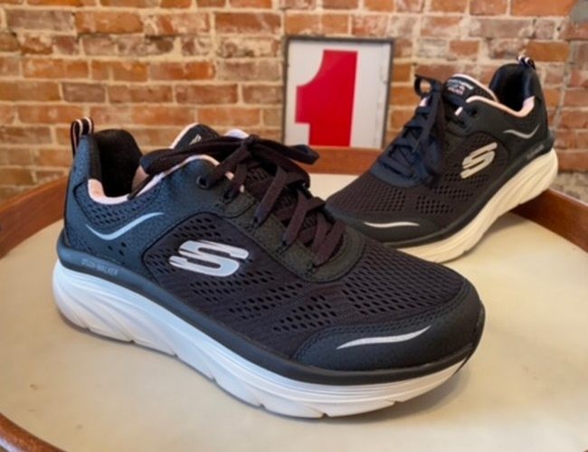 Skechers Black Mesh 11 D'Lux Walker Sneaker Infinite Motion New Walking Shoes