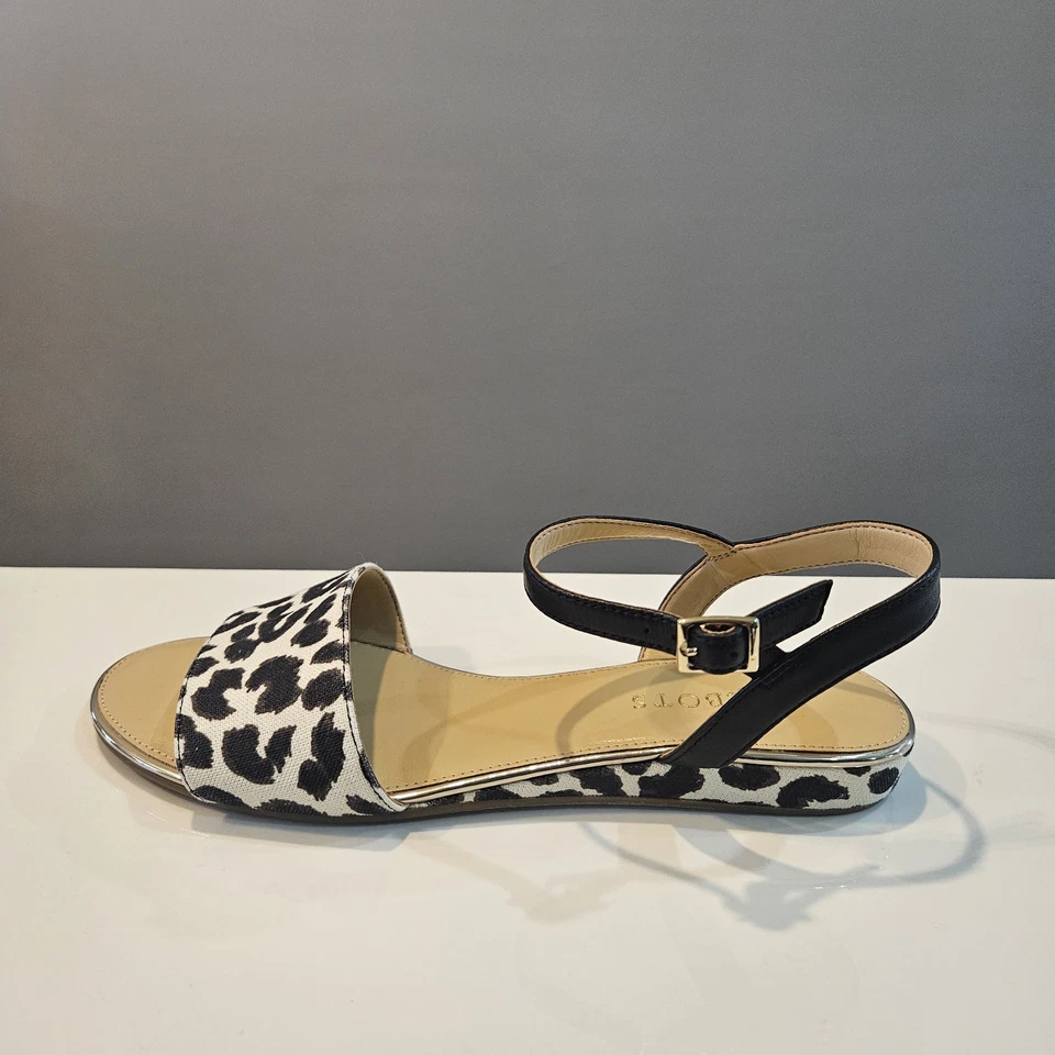 Talbots Ankle Adjustable Strap Animal Print Size 8.5M Open Toe Flat Sandals - Image 2 of 4