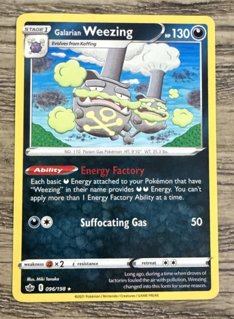 Galarian Weezing 96/198 Chilling Reign Rare Pokemon Card Pokémon TCG 096/198