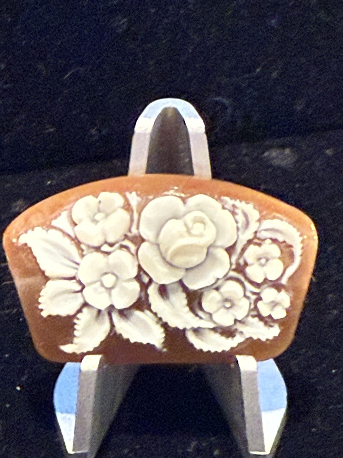 DROP DEAD GORGEOUS ANTIQUE HAND CARVED SARDONYX SHELL CAMEO