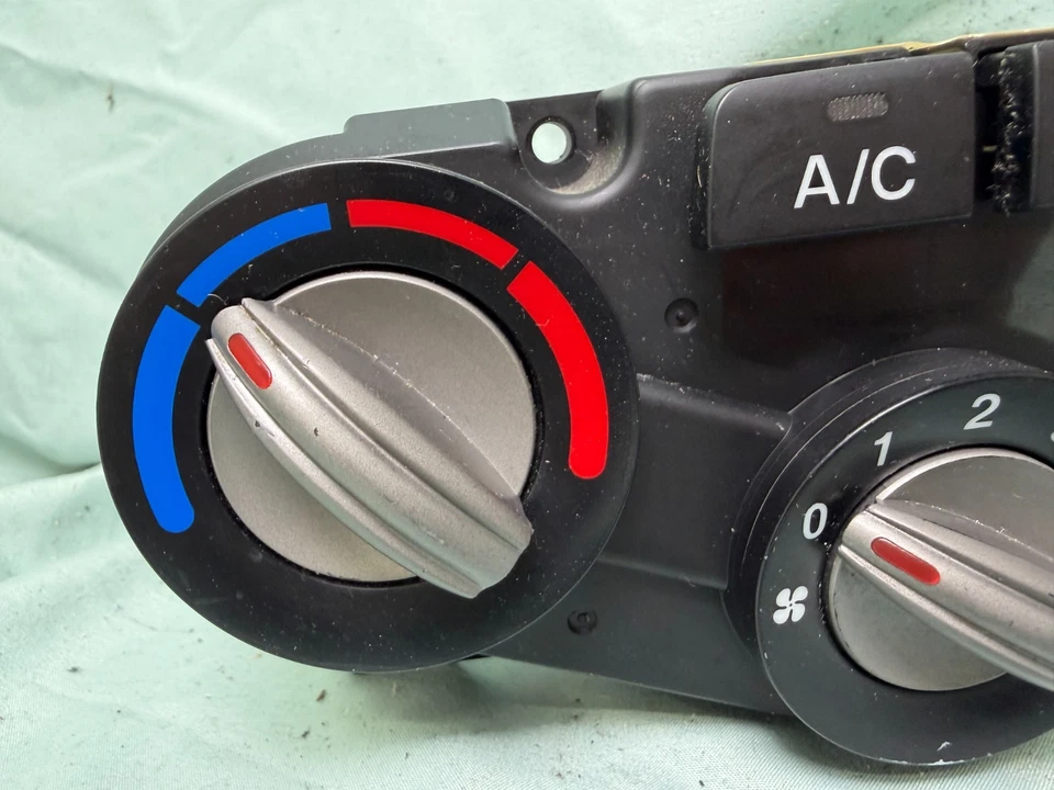 06-11 Kia Rio Tablero AC Calentador Climatizador Control de Temperatura Calor 97250-1GXXX Foto 2 de 4