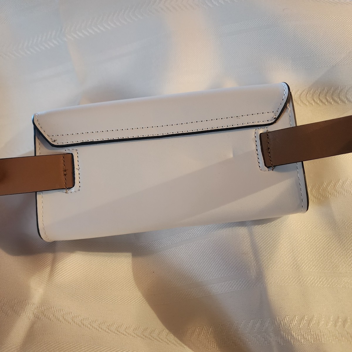 Kate Spade New York Belt Bag Phone Holder Bag Off-White Ivory Bow Coquette KATE SPADE Belt Phone Bag Fanny Pack Bone White w Bow L/XL  main image 4