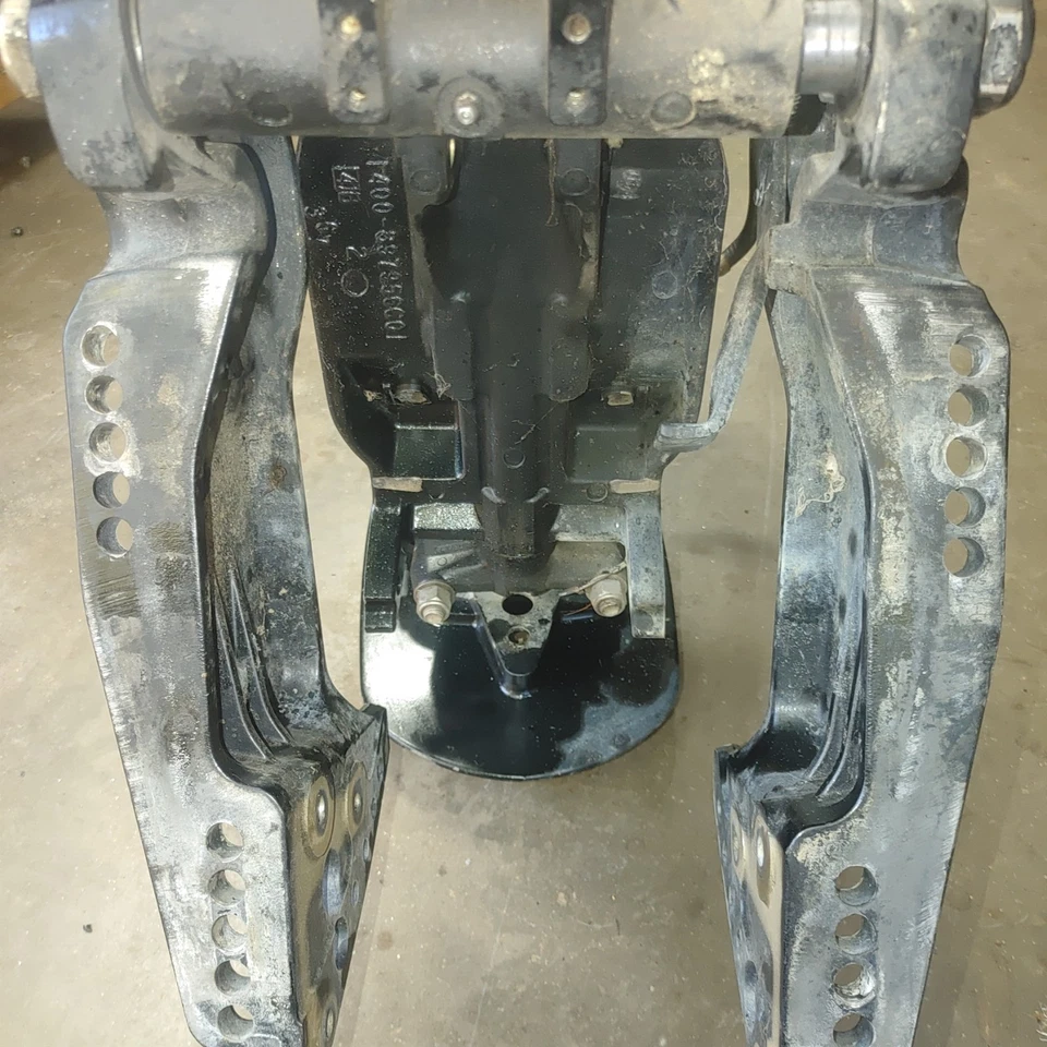 Mercury 3.0L OptiMax sección media 20" L lata larga 832937A06 842777A04 250xs 300xs Foto 4 de 4