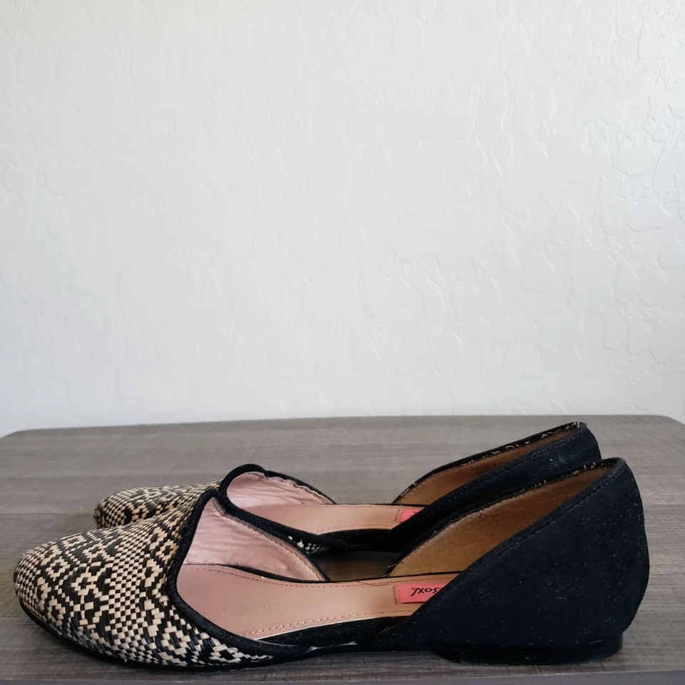 Betsey Johnson Cocoh D'orsay Cuero Tejido Pisos Estampado Tribal Negro/Bronceado Mujer 6 Foto 4 de 4