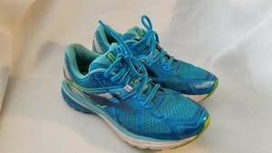 brooks ravenna 7 womens green