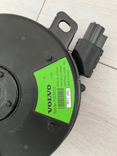 genuine volvo xc40 subwoofer speaker bass harman set front rear kardon 2019-22 - Picture 2 of 8