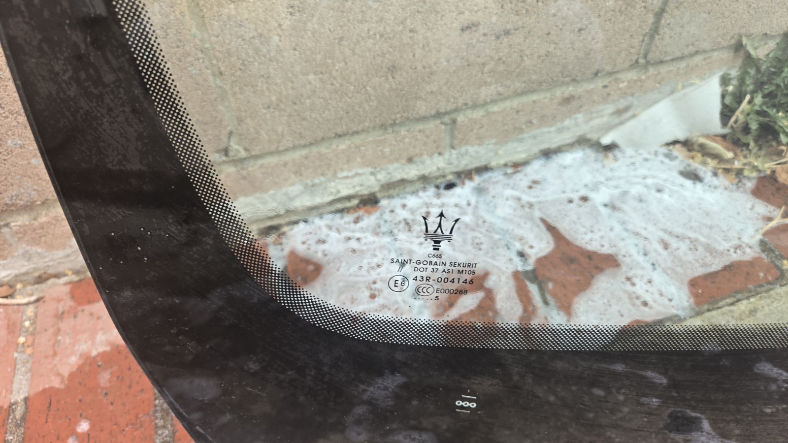 Maserati Ghibli 2014-2020 FRONT Door glass