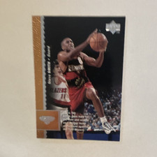 Upper Deck 1995 Damon Stoudamire Rookie #276 Toronto Raptors NBA Trading Card. rookie card picture