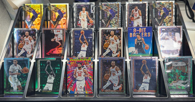 2025-26 Topps Victor Wembanyama Spurs Jalen Brunson NY Knicks PICK A PLAYER CARD