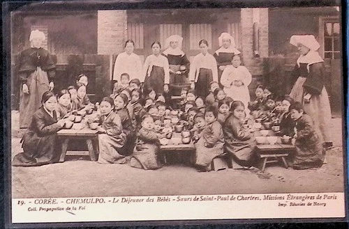 Old postcard Korea Chemulpo Baby Lunch