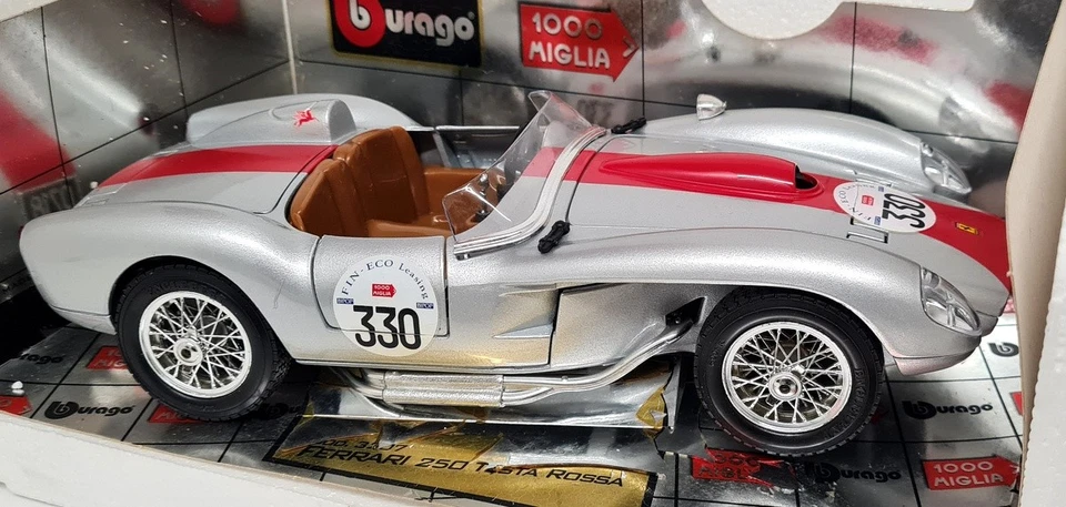 Burago 1/18 Ferrari 250 Testarossa 1957 Mille Miglia 330 Diecast scale model car - Image 3 of 4