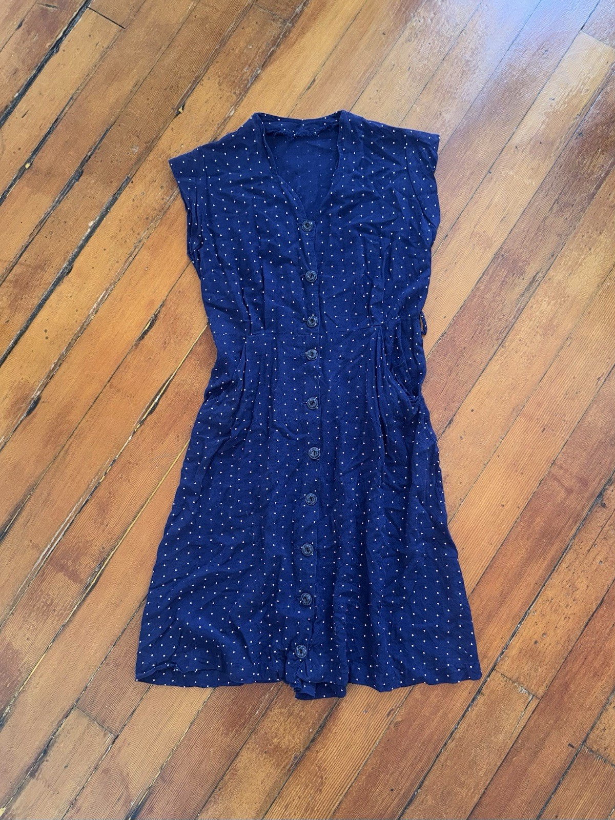 VINTAGE 40s FLOCKED POLKA DOT RAYON JERSEY BUTTON… - image 1