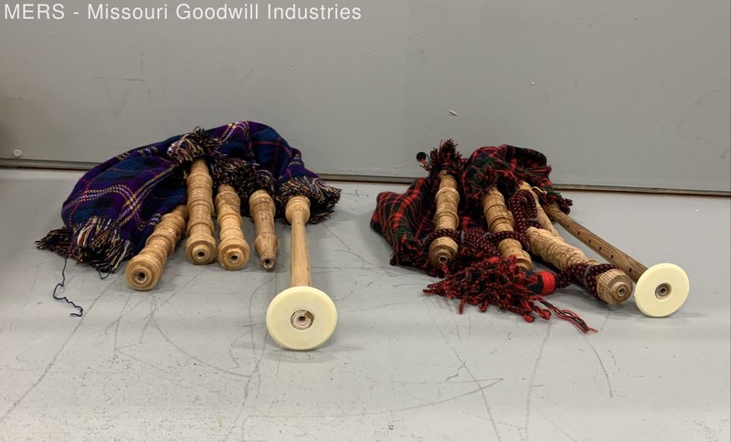 Scottish Highland Bagpipes Red Tartan Wood Drones and Chanter Set