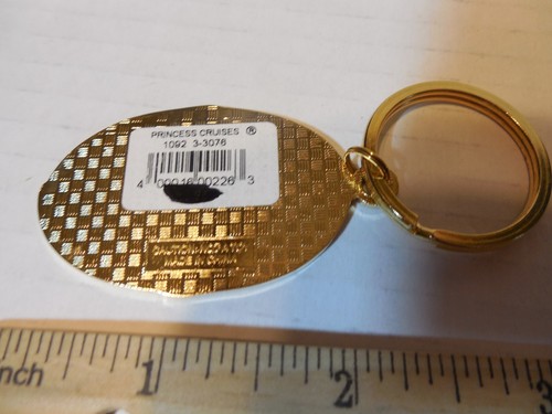 Vintage Cruise Ship Keychain Metal Golden Princess black Background - Picture 4 of 4