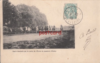 1905? FRANCE Saut d'obstacle par le cadre de I'Ecole de cavalerie d'autun HORSES