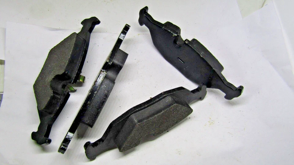 PASTILLAS DE FRENO SEMIMETÁLICAS TRASERAS D279 Foto 3 de 3