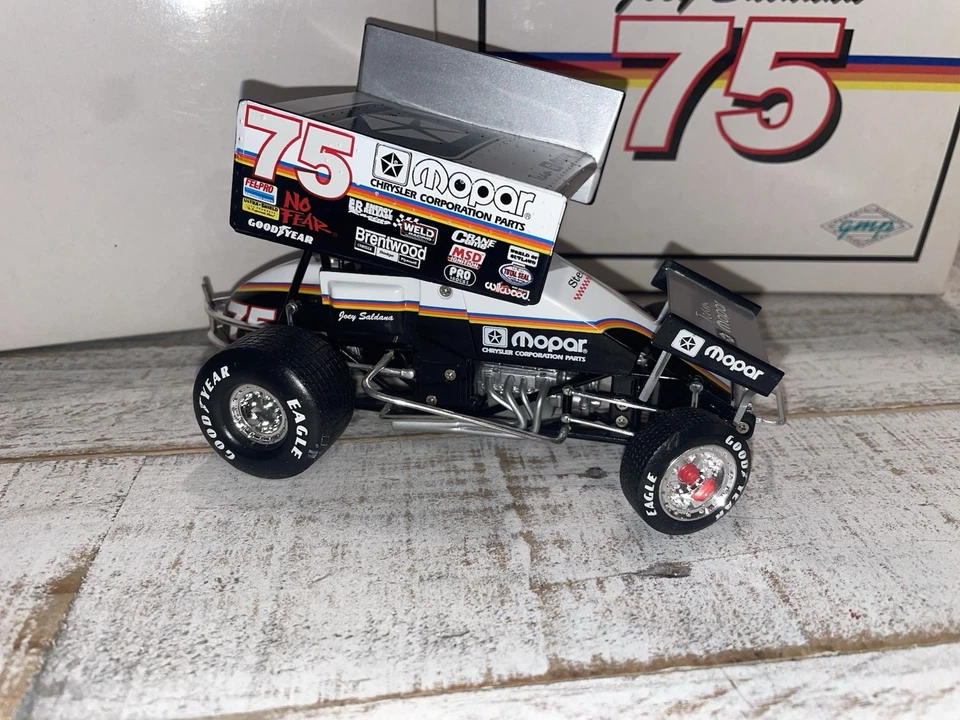 GMP Joey Saldana Mopar Sprint car #75 NASCAR 1:25 w/box - Image 4 of 4