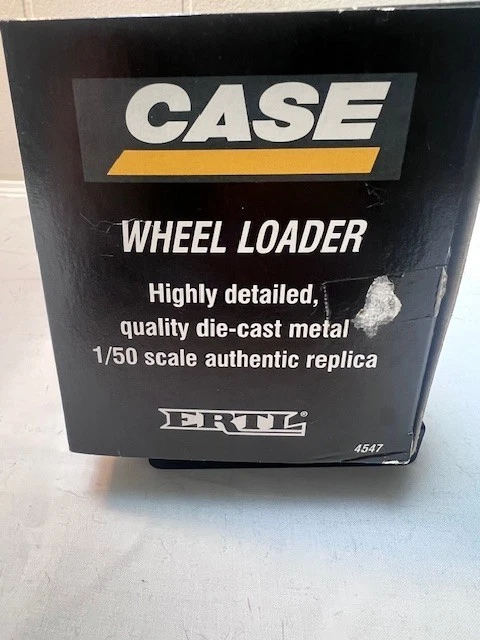 ERTL Case 621B Wheel Loader Diecast Model – With Original Box - Image 4 of 4