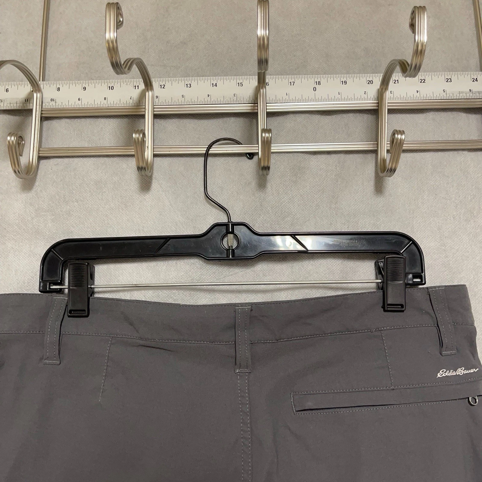 Eddie Bauer Shorts Men 34 Gray Nylon Travex Active Performance Outdoor Versatile