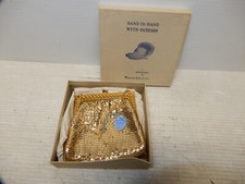 VINTAGE NOS WHITING AND DAVIS GOLD METAL MESH LADIES SMALLER HAND BAG W/ BOX