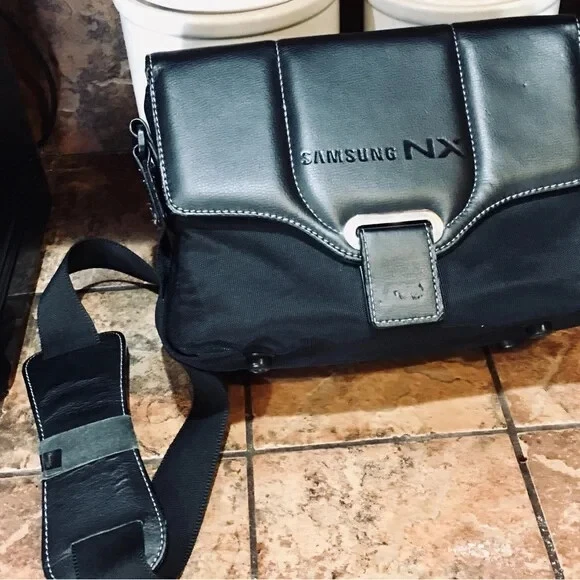 Samsung DSLR Cámara Bolsa Estuche Cuero Negro Estuche Foto Fotógrafo Foto 3 de 4